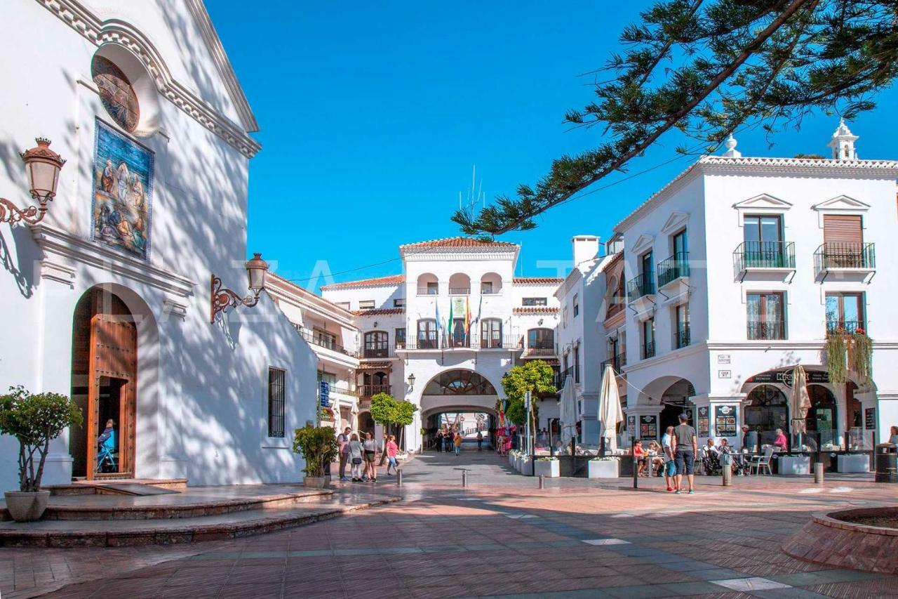 Spectacular Sea Views From Solana 5 Street, Nerja Apartment Bagian luar foto